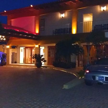 Dorado Eagle Beach Hotel Oranjestad Exteriör bild