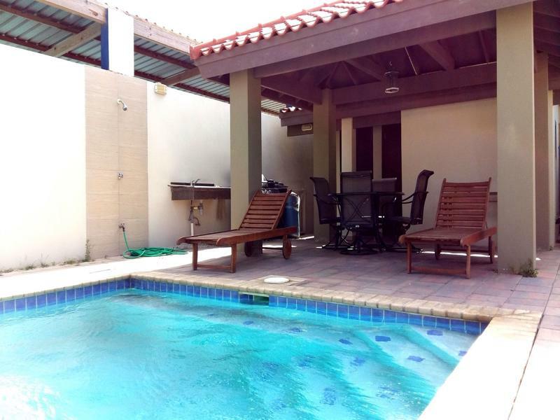 Dorado Eagle Beach Hotel Oranjestad Exteriör bild