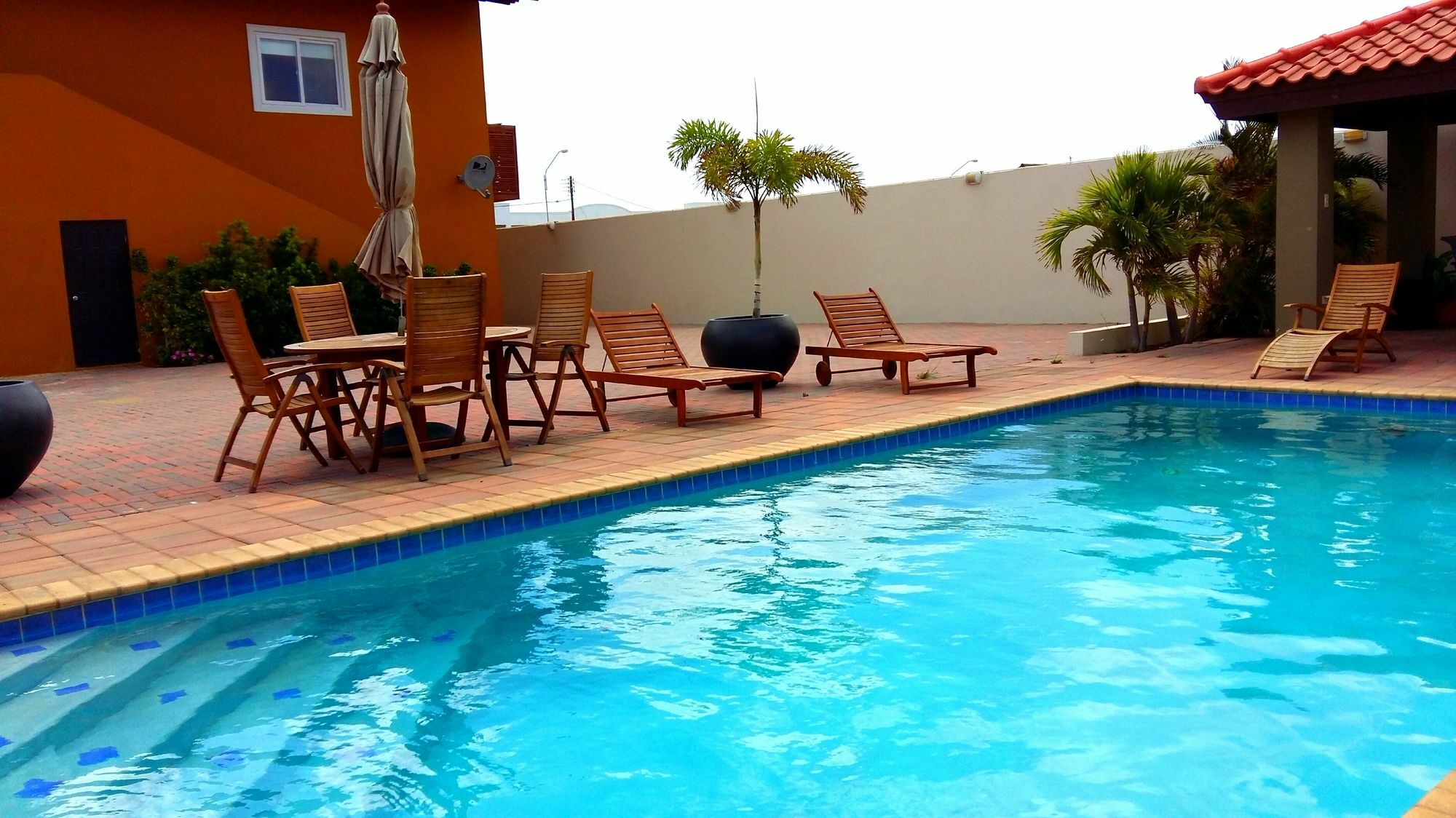 Dorado Eagle Beach Hotel Oranjestad Exteriör bild